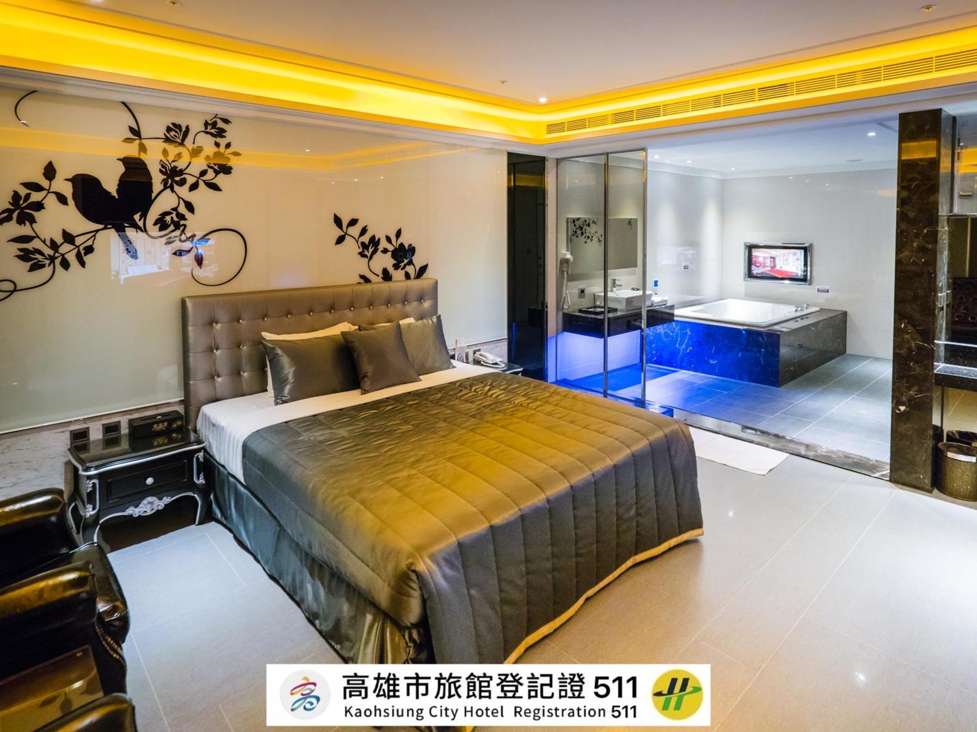 Wei Feng Qing MOTEL Kaohsiung Exterior foto